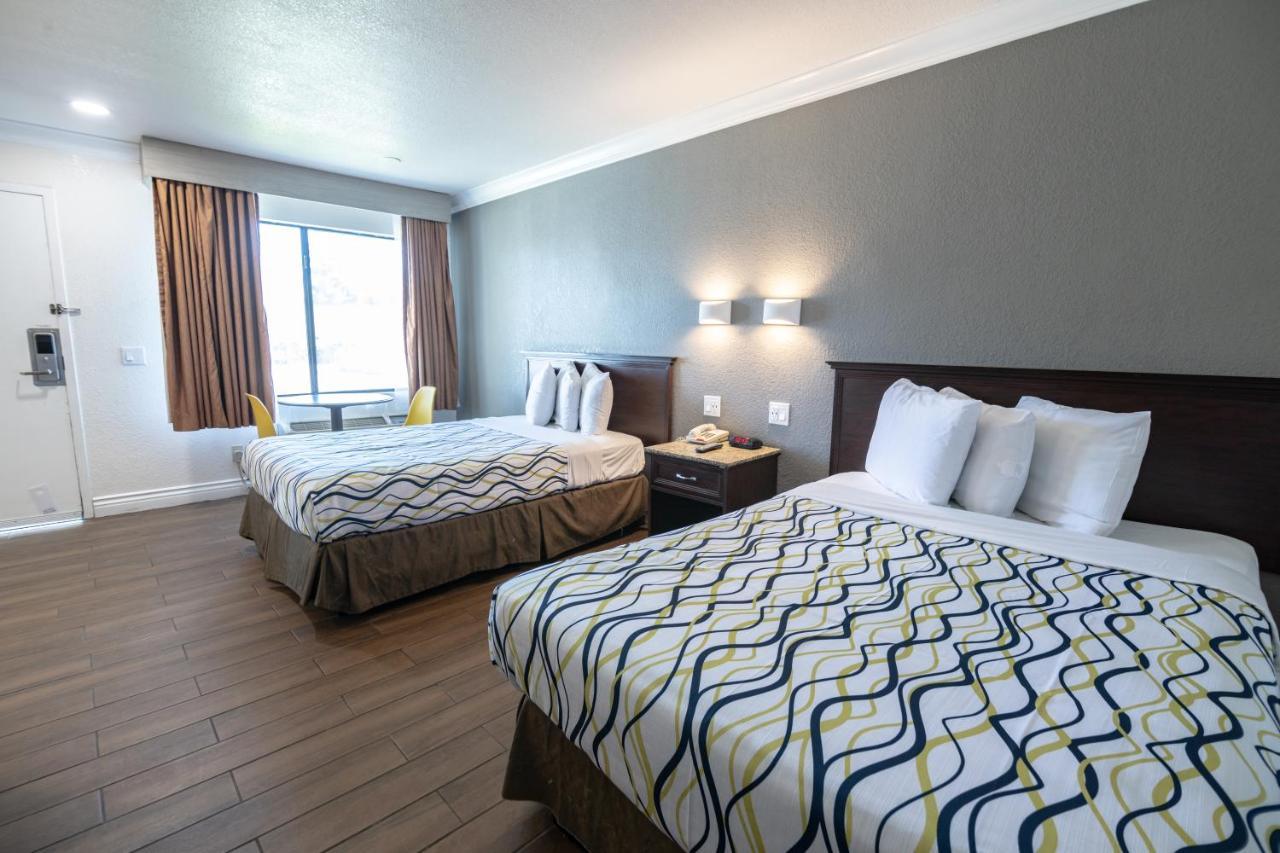 Hospitality Inn San Bernardino Eksteriør bilde