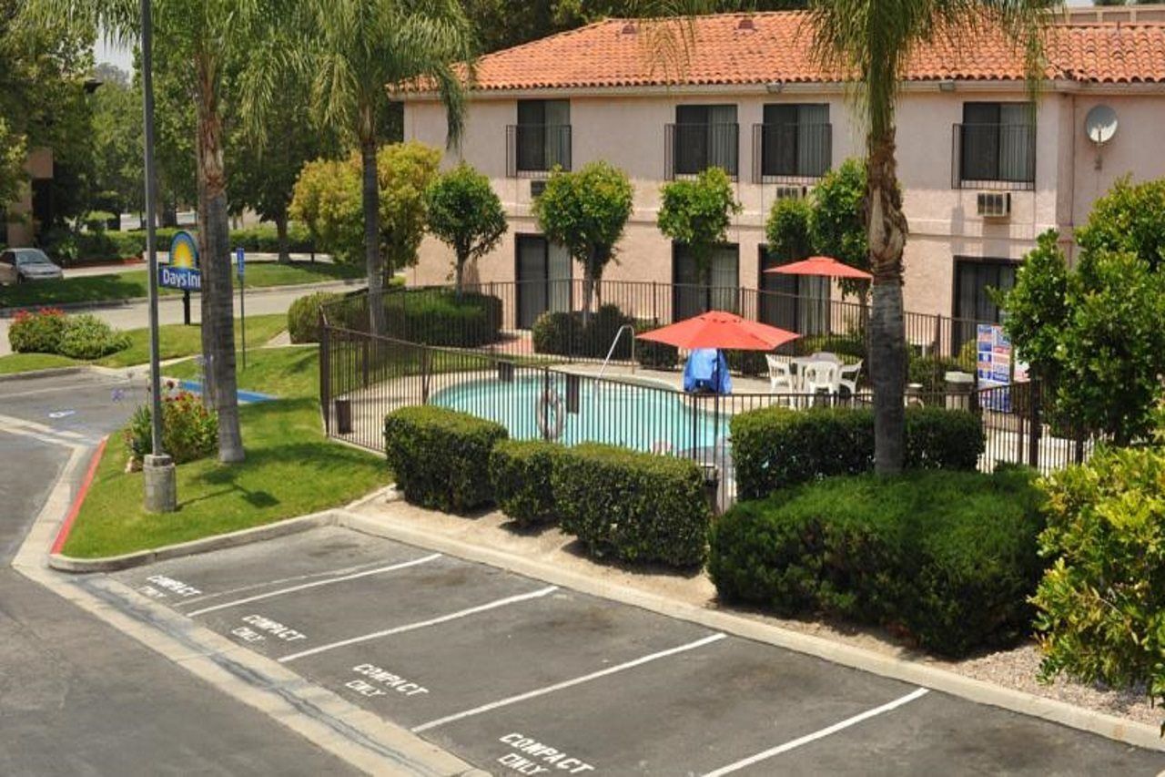 Hospitality Inn San Bernardino Eksteriør bilde